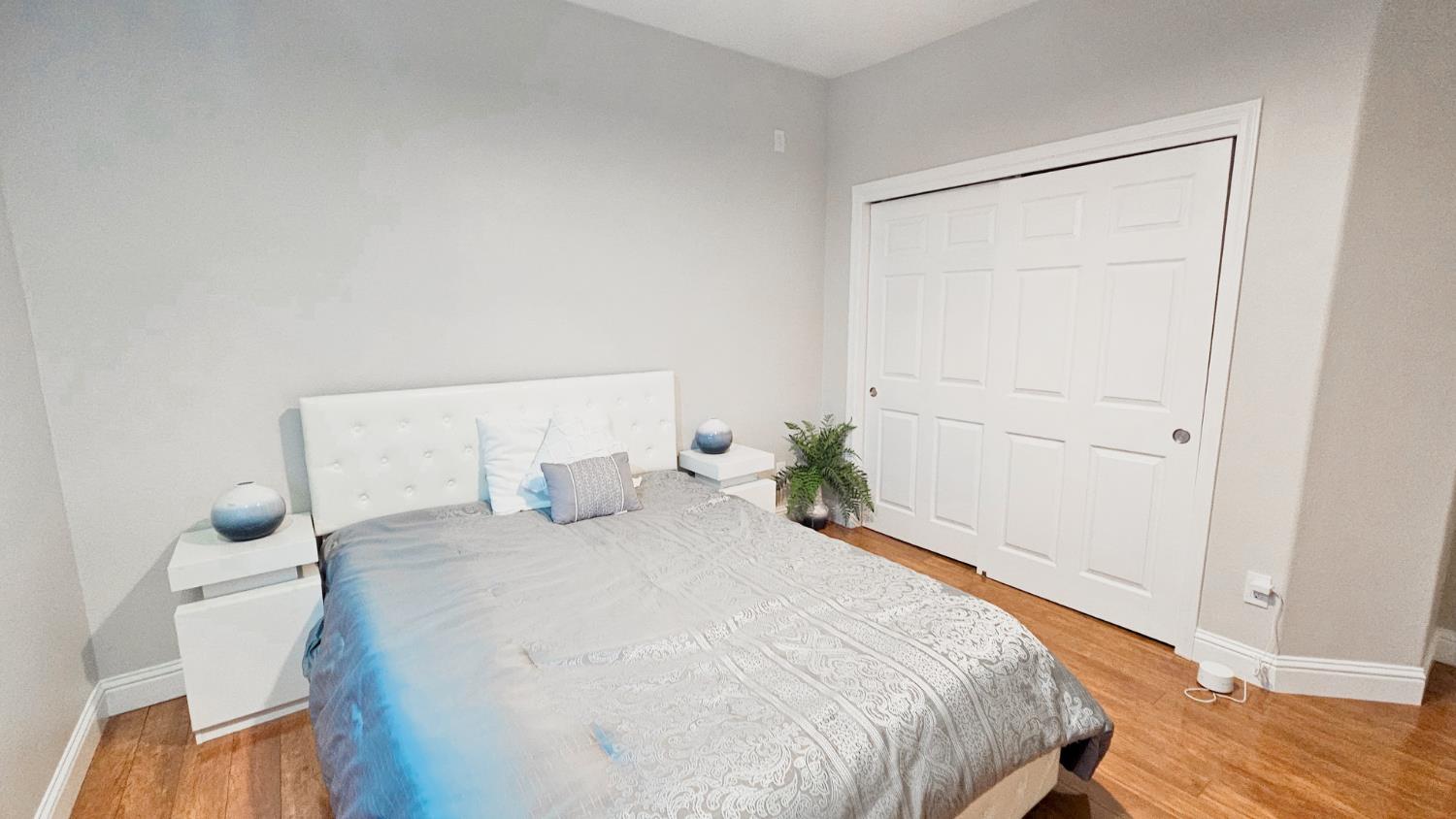 2625 E Sean Ave, Fresno, CA 93720