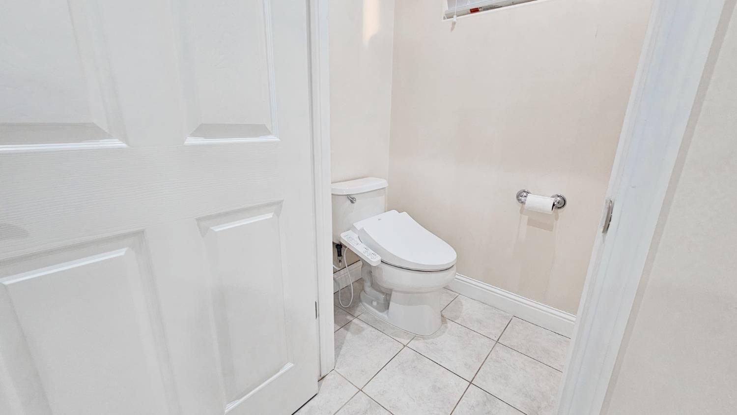 2625 E Sean Ave, Fresno, CA 93720